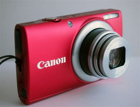 Canon PowerShot A4000 IS vs Nikon D90 Karşılaştırma